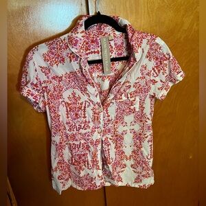 Plum Pretty Sugar short sleeve button down size small